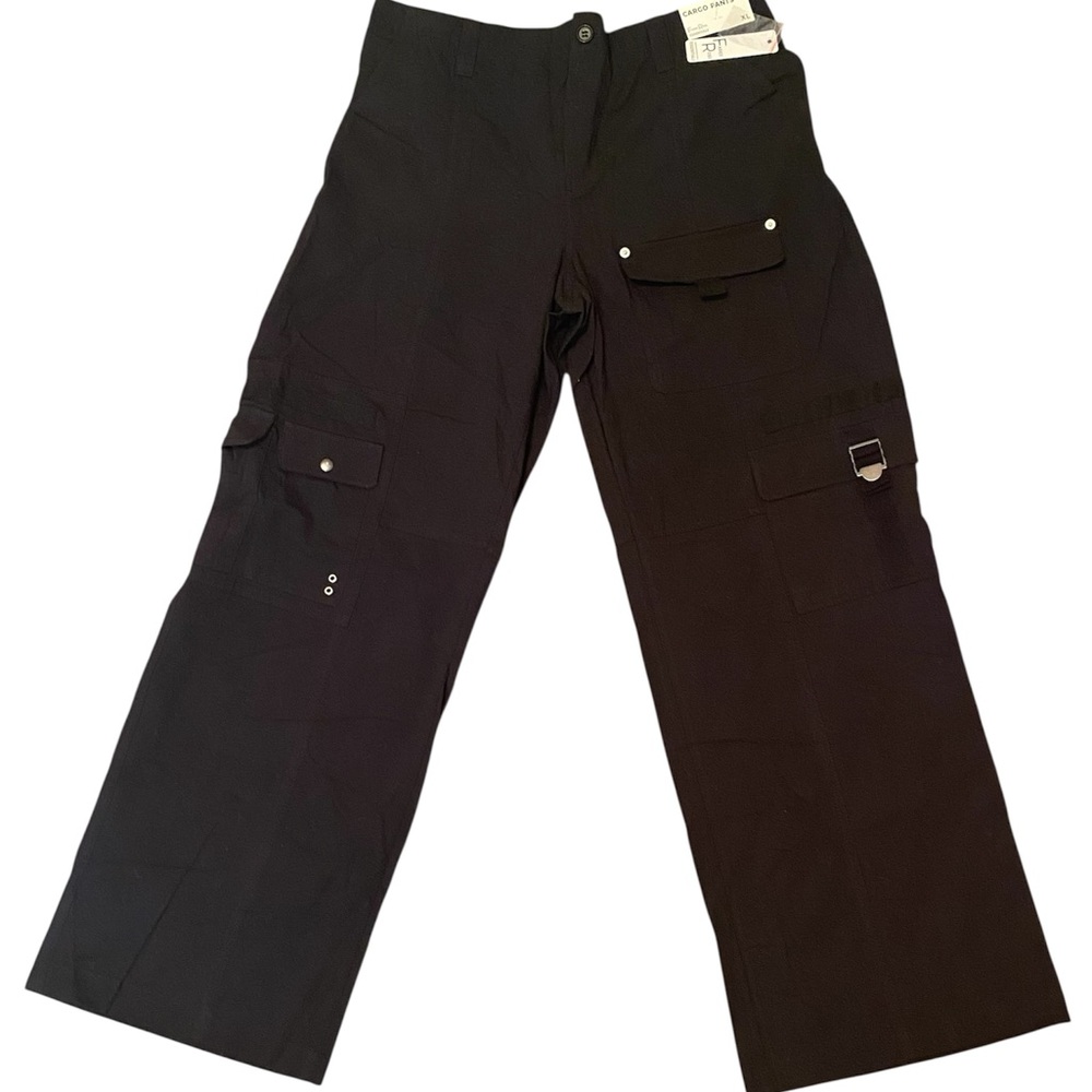 Black Track Pants with Comfortable Fit and Stylish Design